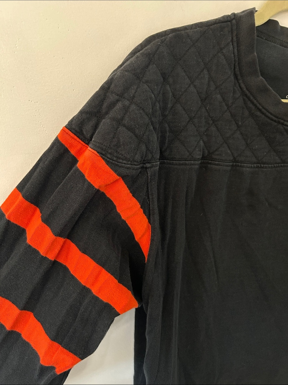Vintage J. Peterman Men's Rugby Style Shirt Black/Orange Quilted Yoke Football - Picture 3 of 8